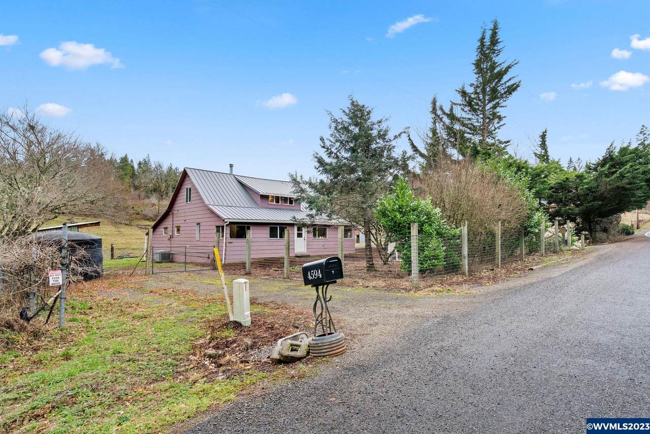 4594 Crooked Finger Rd - Photo 1
