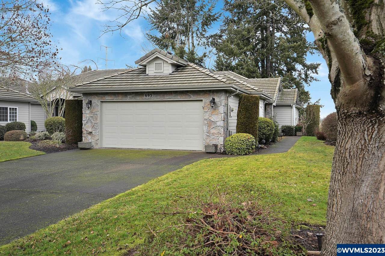 693 Castle Pines Dr - Photo 1
