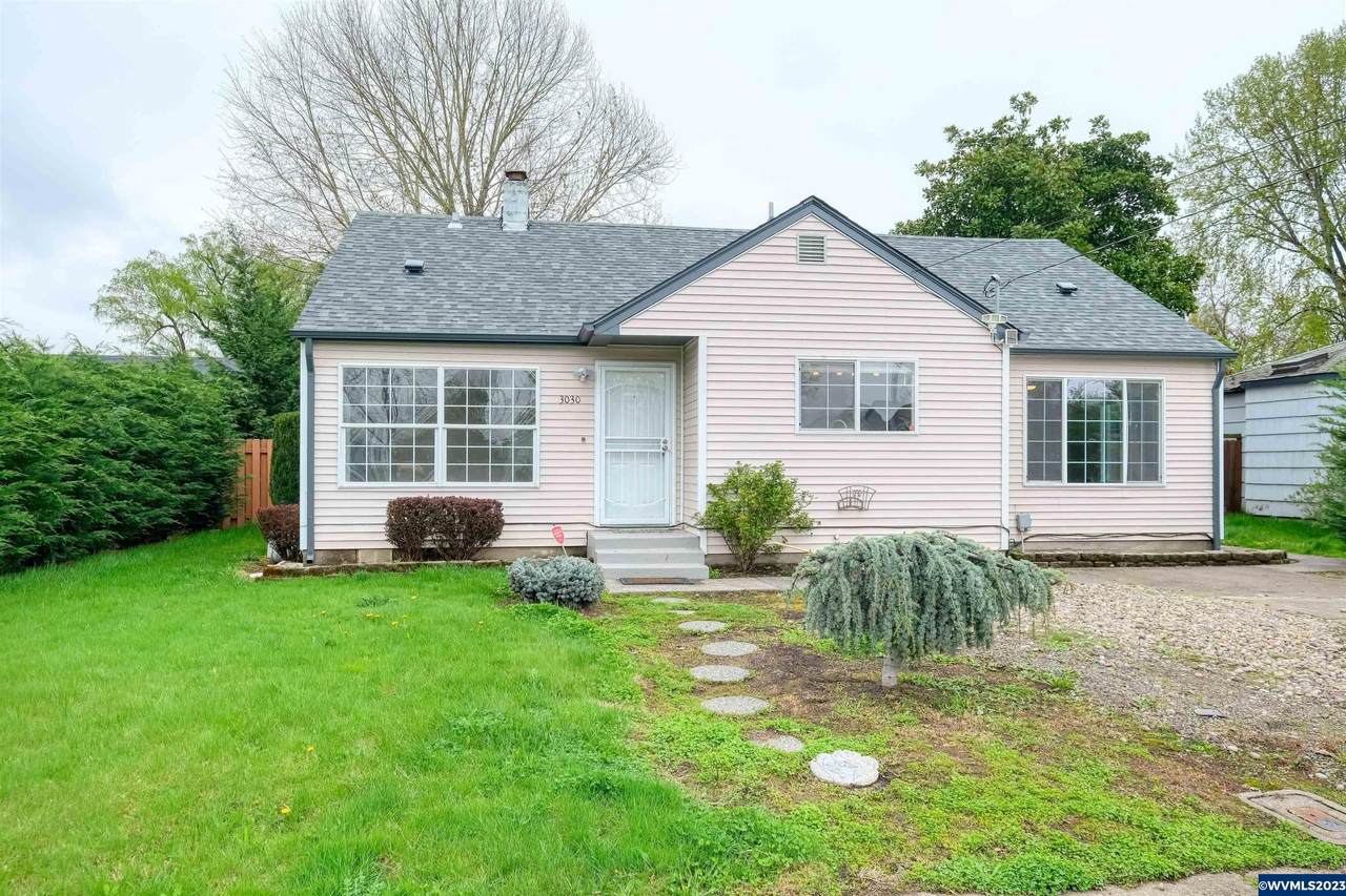 3030 Evergreen Av - Photo 1