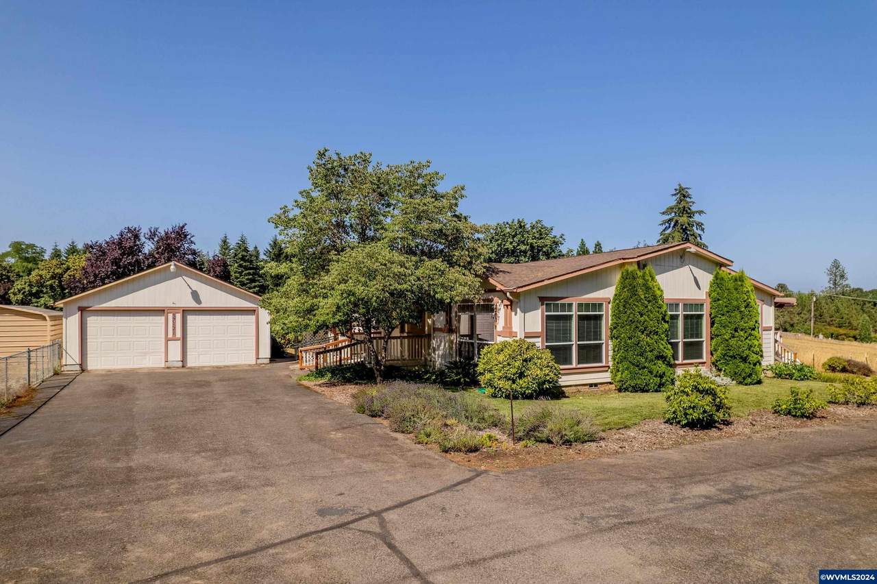 37121 Rock Hill Dr - Photo 1