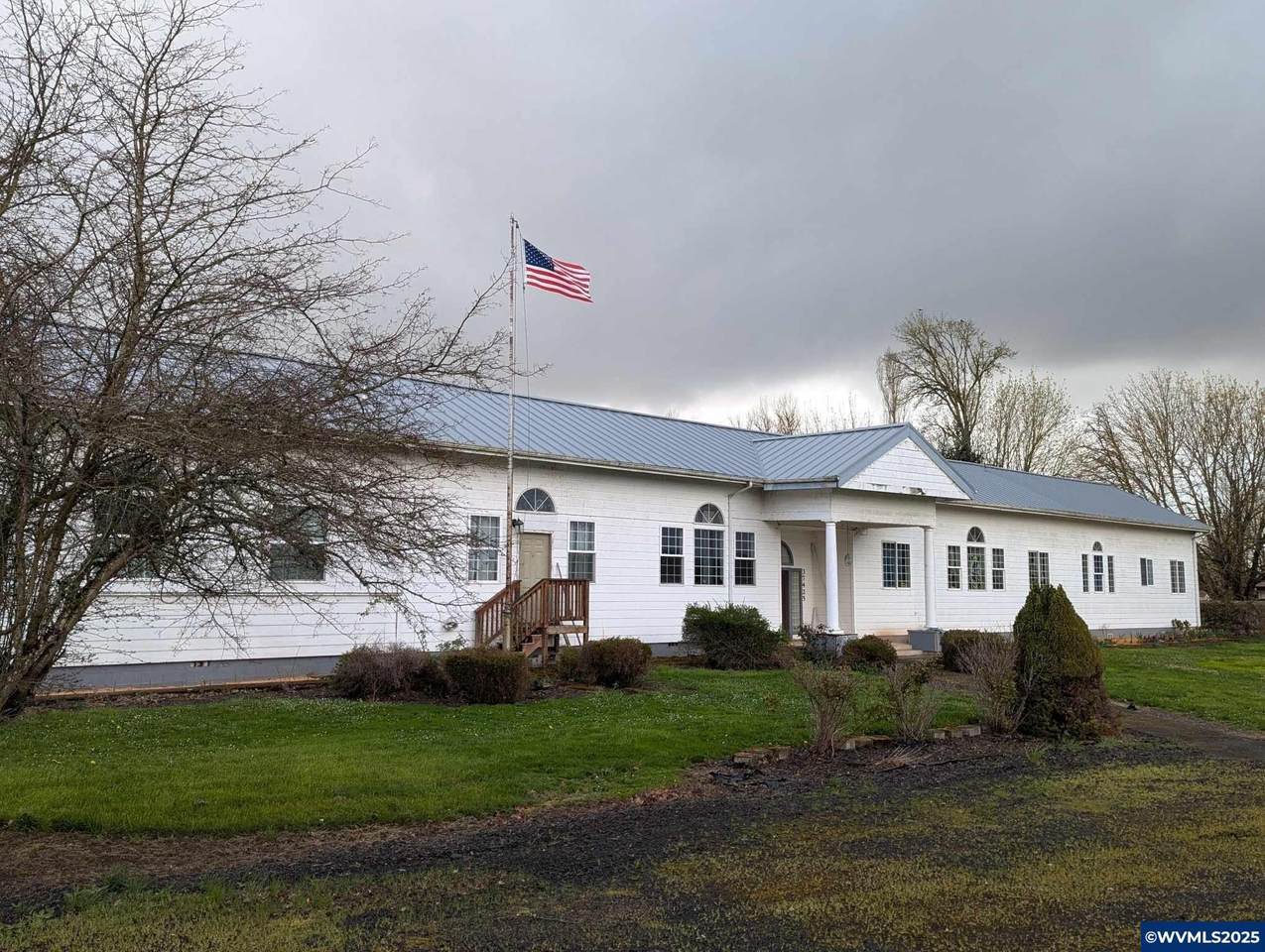 37425 Hungry Hill Dr - Photo 1