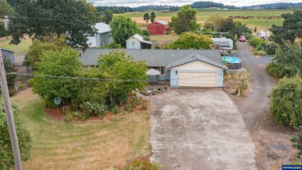 38973 Groshong Rd Ne - Photo 1