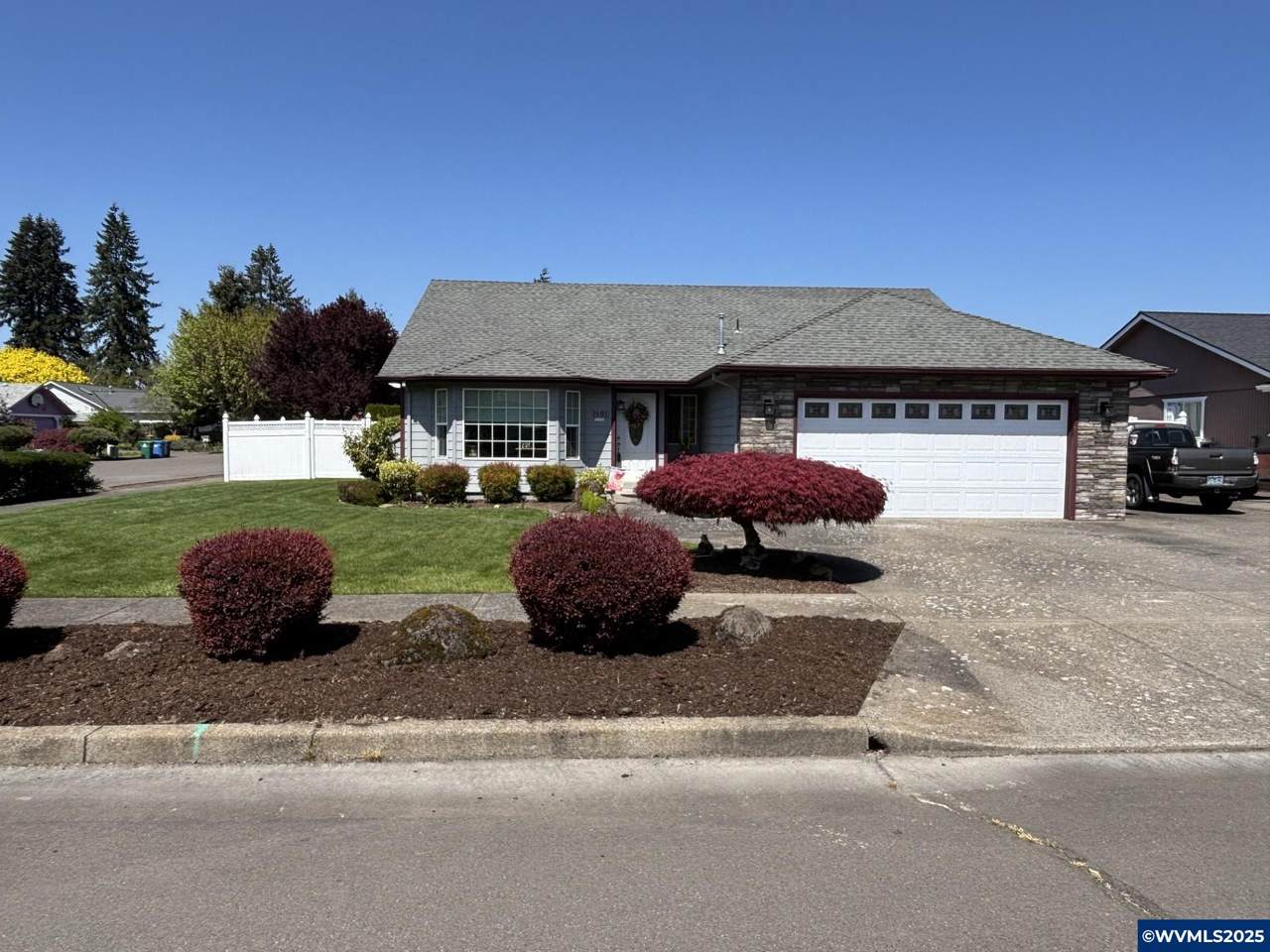 1681 Partridge Ct - Photo 1