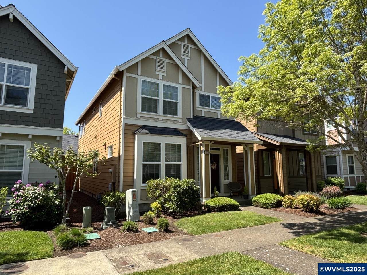 3180 Everglade St - Photo 1