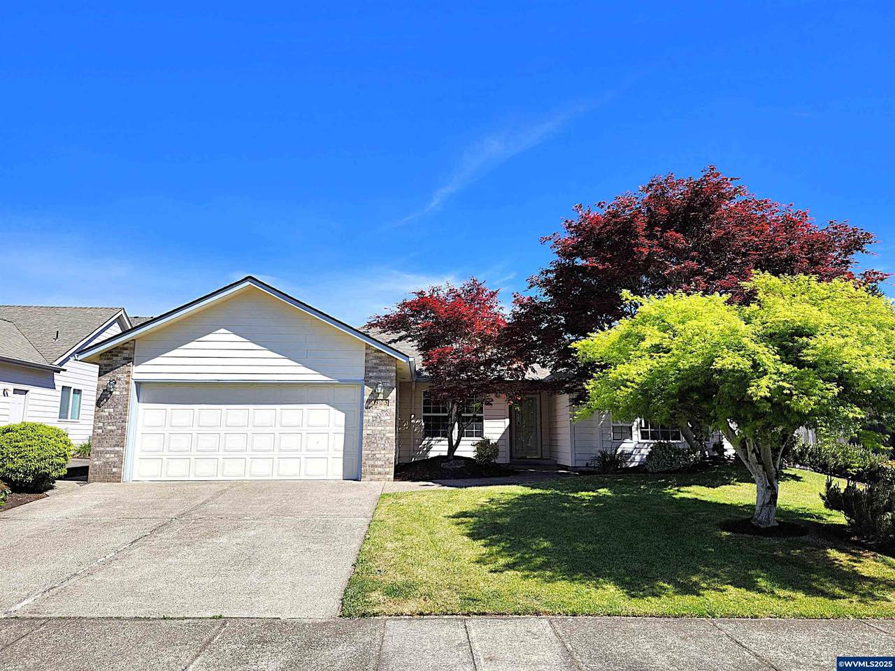 2325 Desert Deer Av - Photo 1