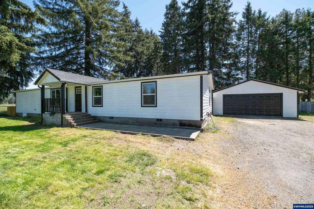 3805 Long St - Photo 1