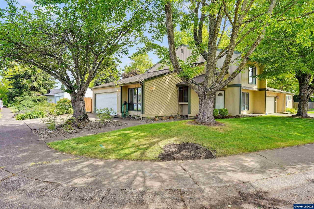 4495 Madrona Wy - Photo 1