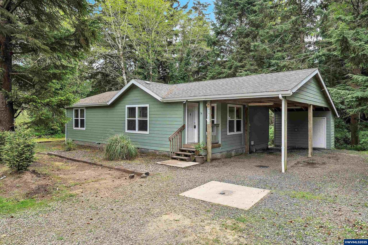 326 118th St - Photo 1