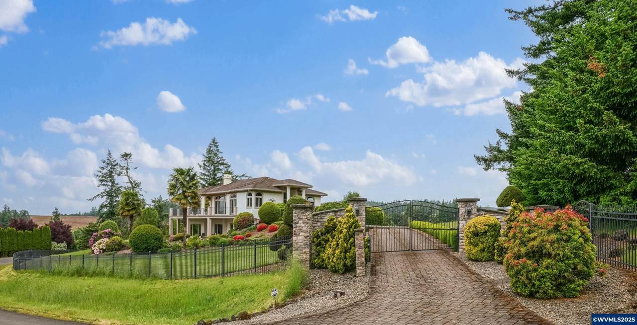 12033 South Shadow Hills Ct - Photo 1