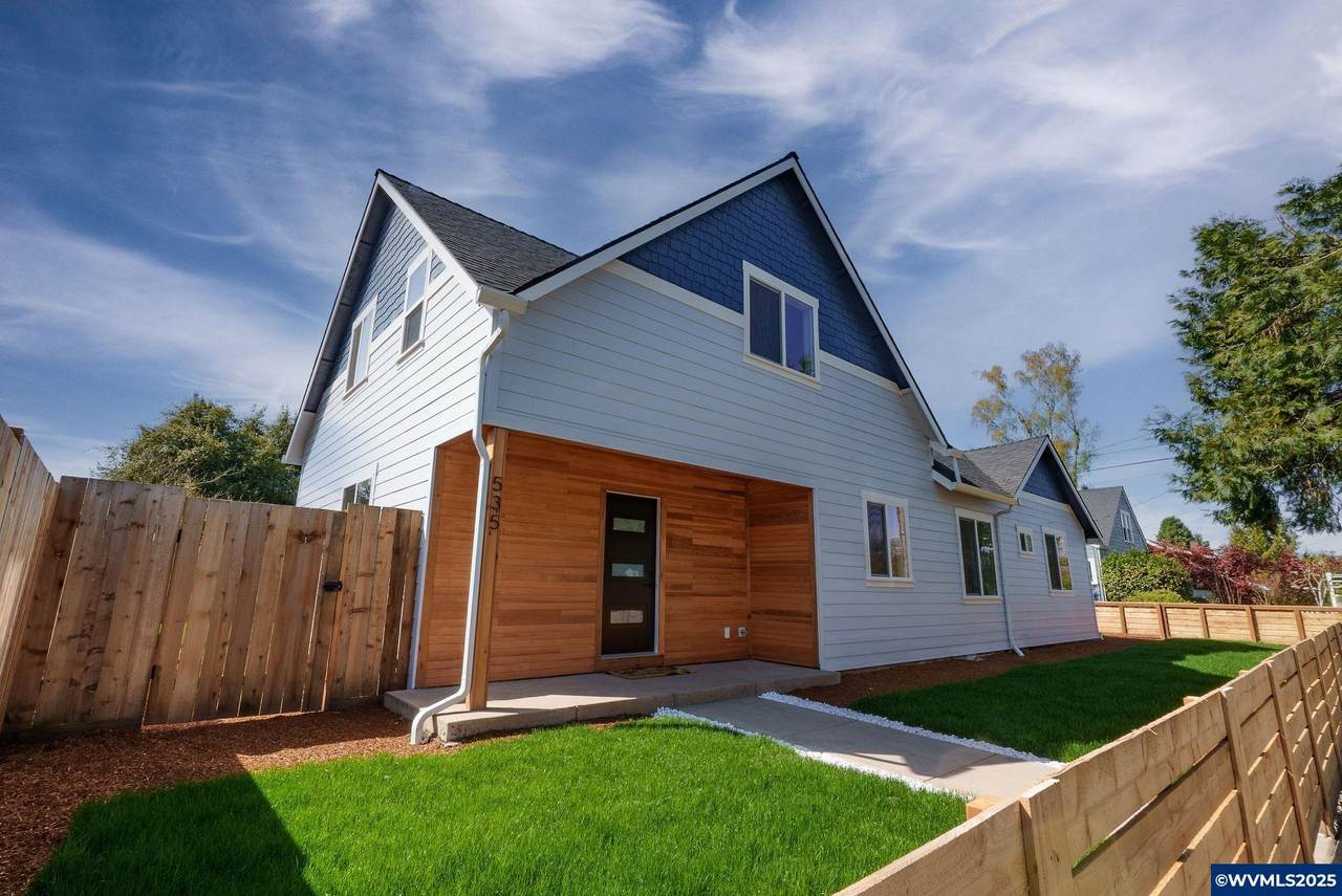 535 E St - Photo 1