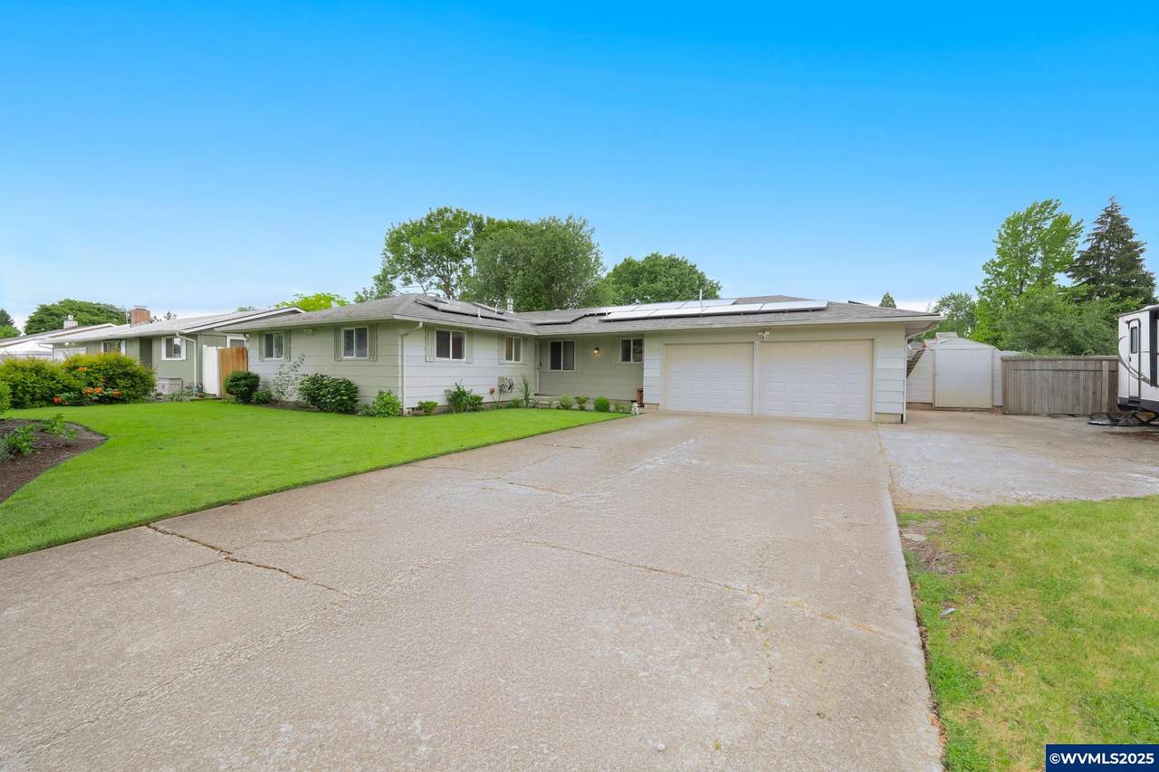 446 44th Av - Photo 1