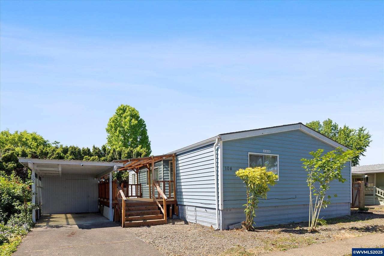 235 Edwards (#104) - Photo 1