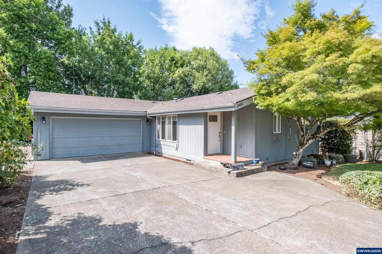 3483 Lake Vanessa Cir - Photo 1