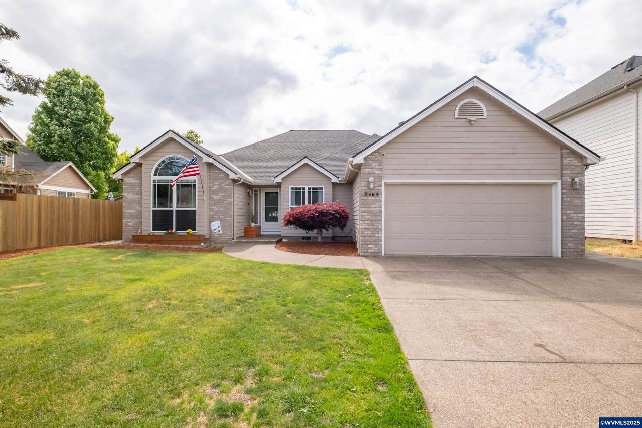 7869 O'neil Rd - Photo 1