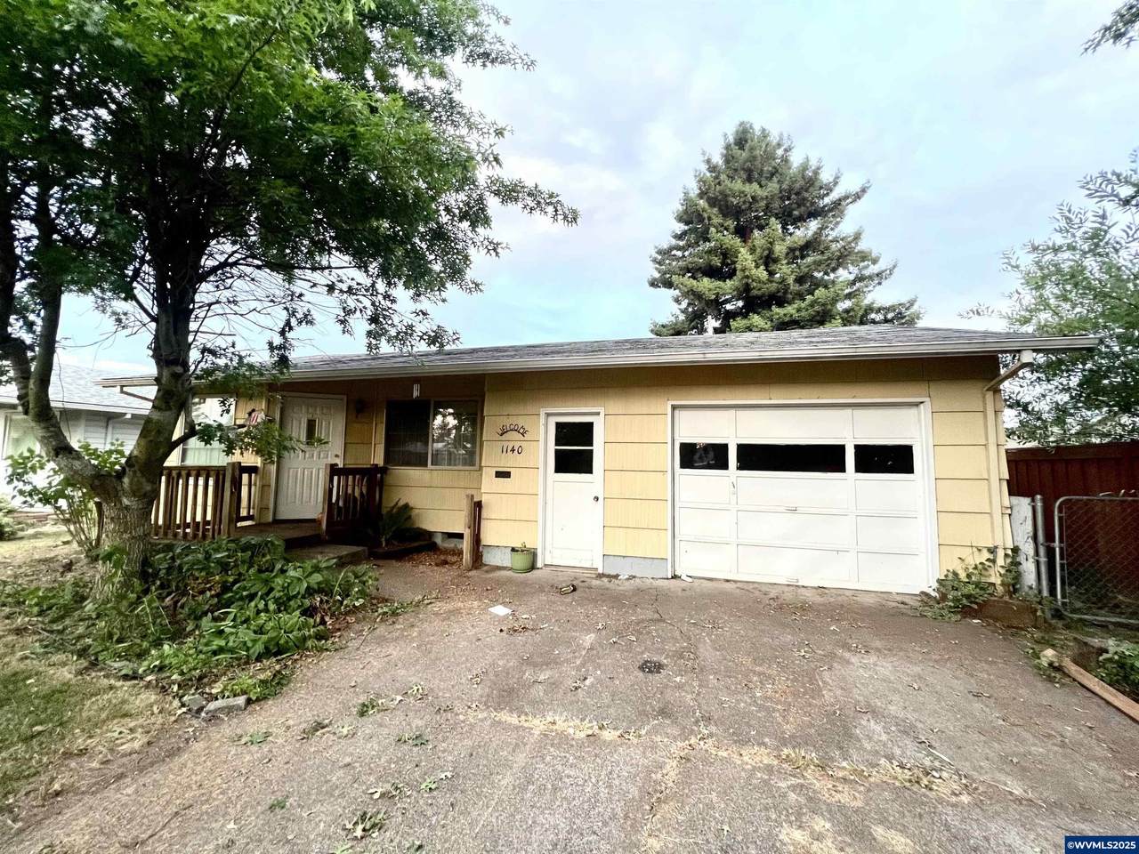 1140 Dellmoor Wy - Photo 1