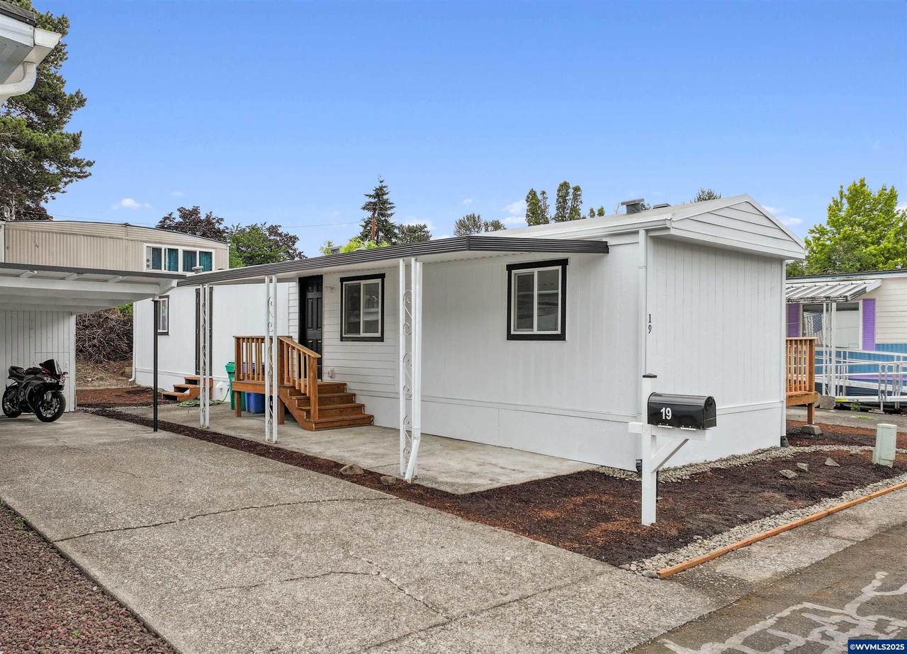 4424 Roethe - Photo 1