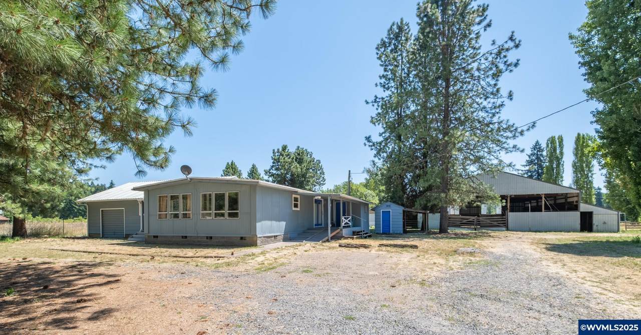 30880 7th St - Photo 1