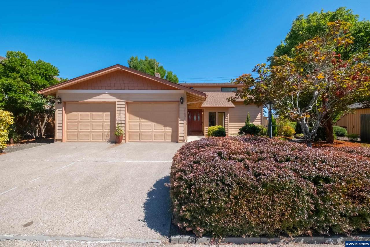2465 40th Av - Photo 1