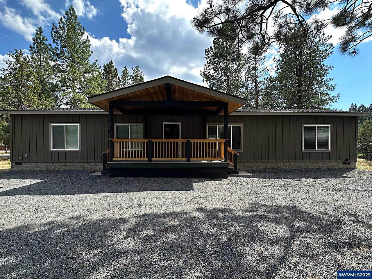 61170 Chuckanut Dr - Photo 1