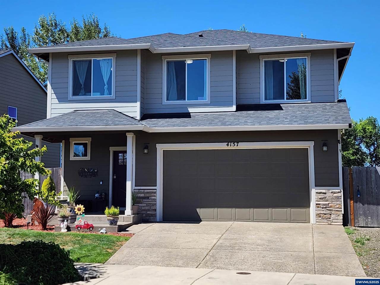 4157 Sagecrest Dr - Photo 1
