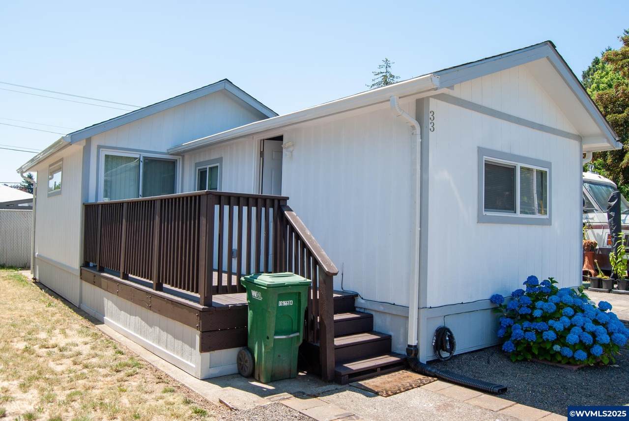 10901 Powell (#33) - Photo 1