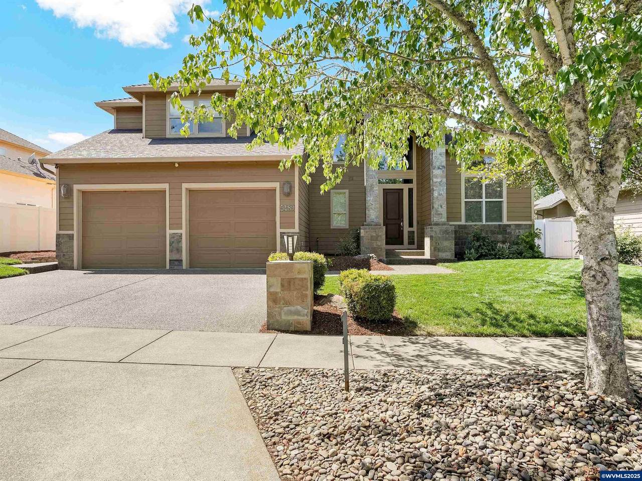 5489 Salal St - Photo 1