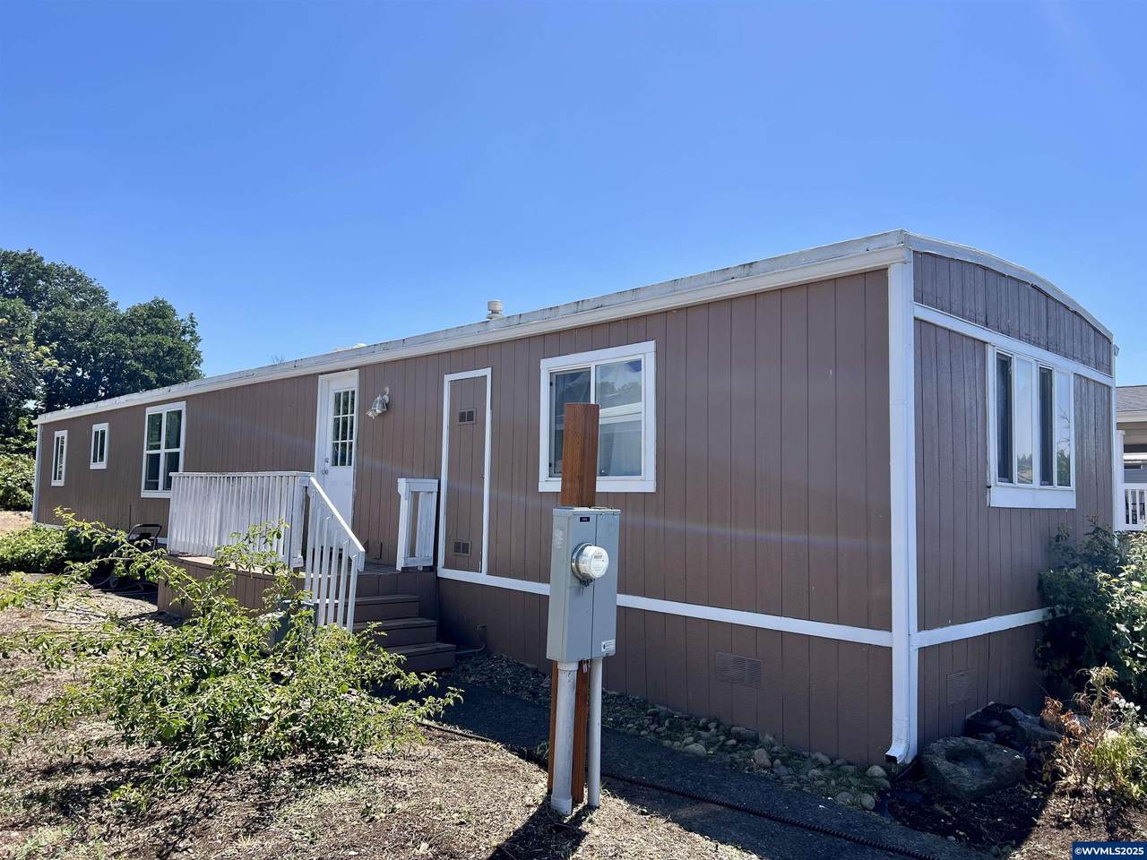 3390 Turner - Photo 1