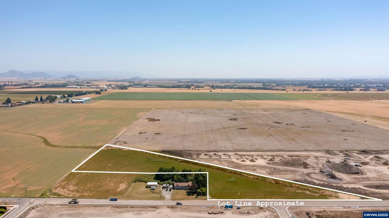 1132 Ellingson - Photo 1