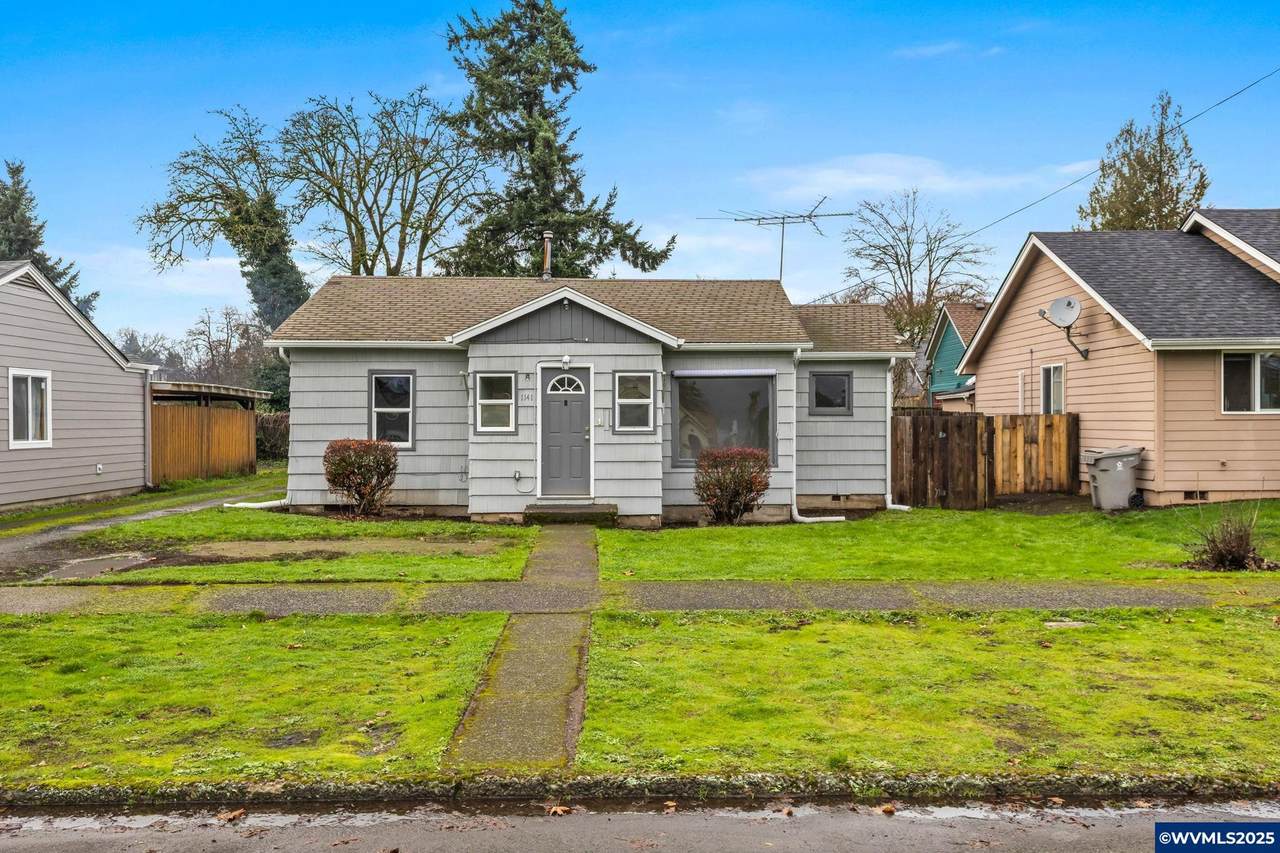 1141 Lewis St - Photo 1