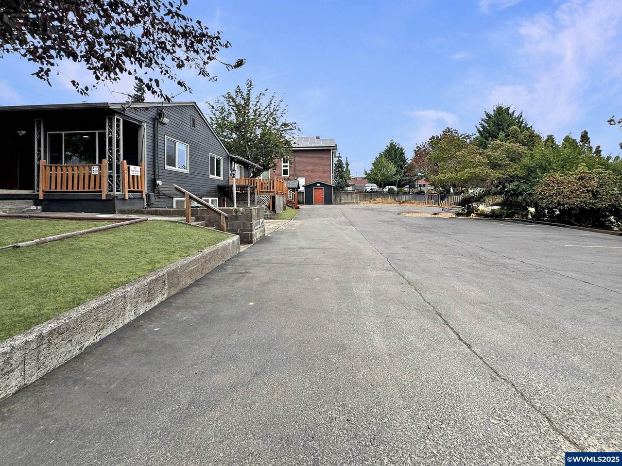 173 Salem Heights Av - Photo 1