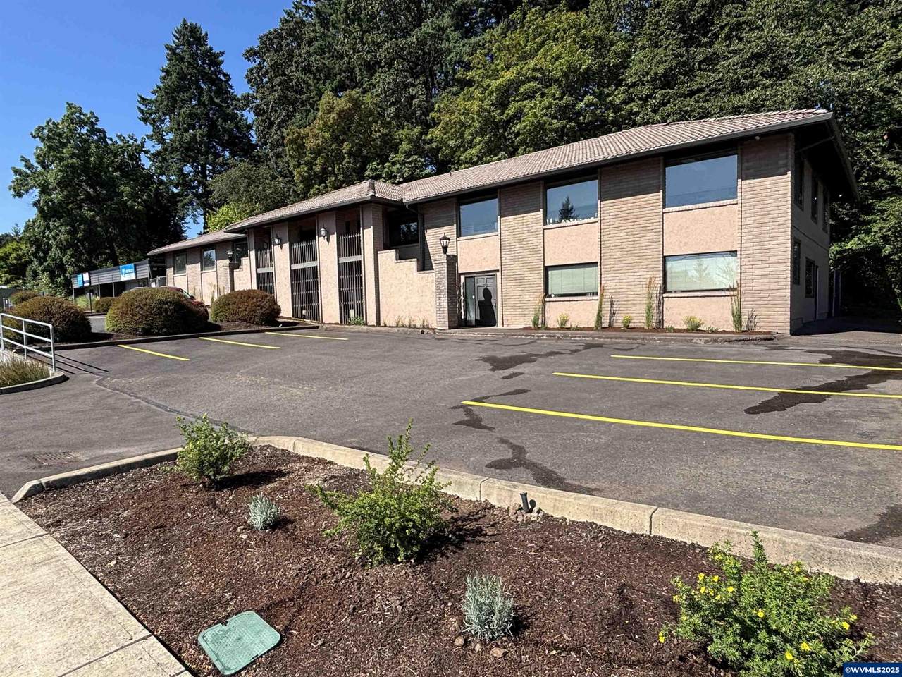 2735 12th - Photo 1