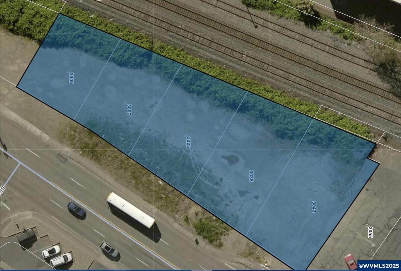 3005 Portland - Photo 1