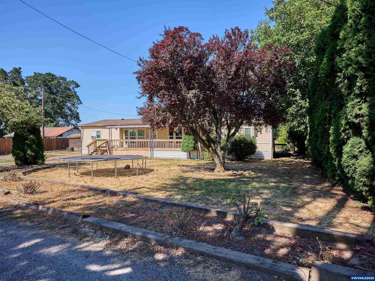 1632 Brown St - Photo 1