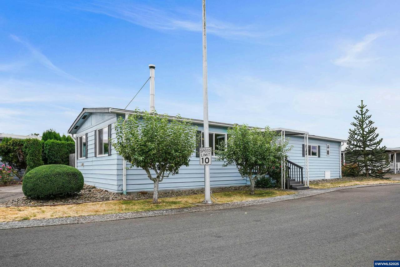 5422 Portland #55 - Photo 1