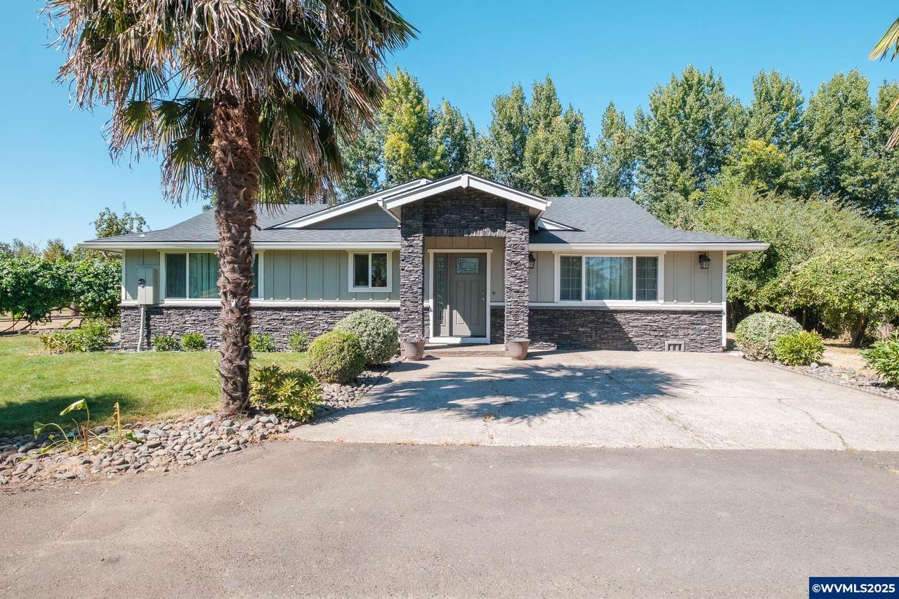 2225 Molalla Rd - Photo 1