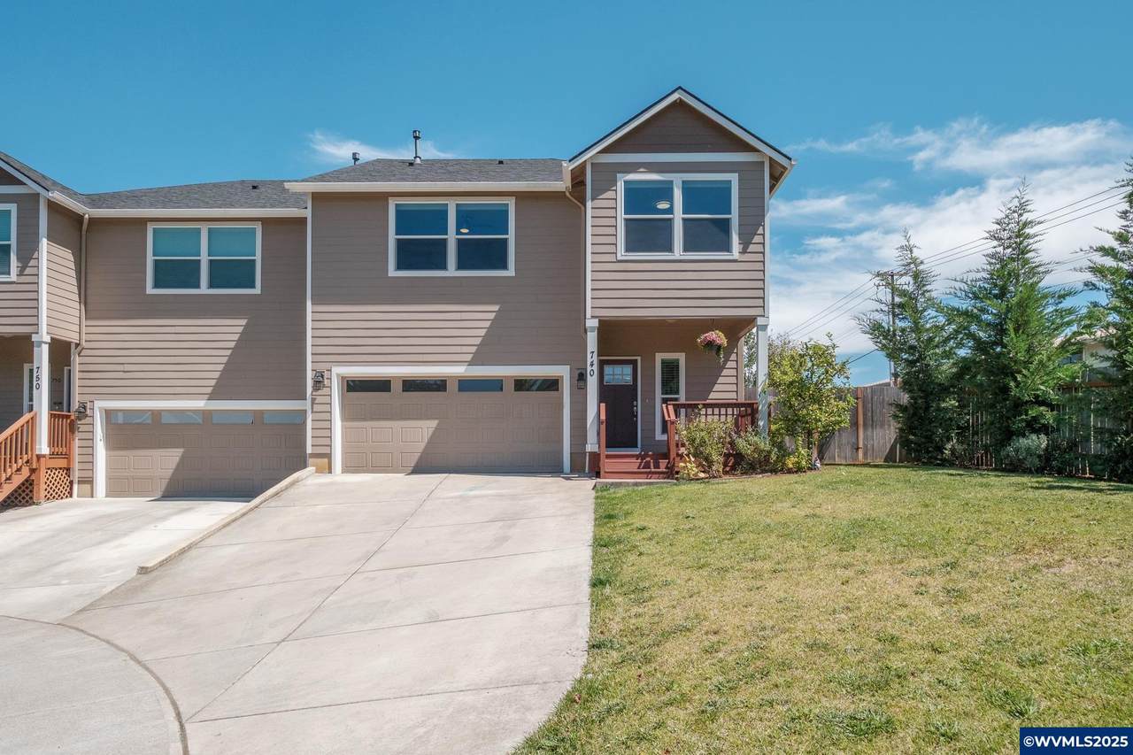 740 Limelight Ct - Photo 1