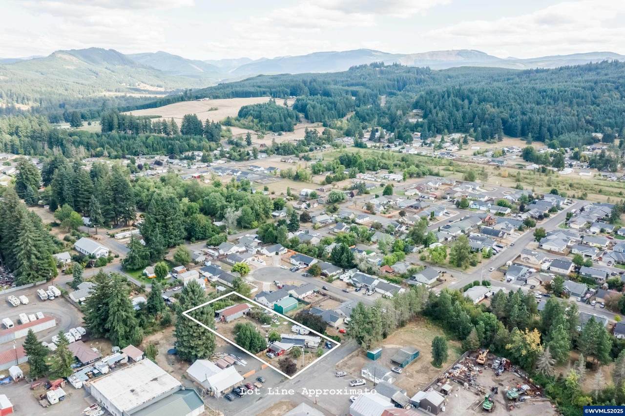 1285 46th St - Photo 1