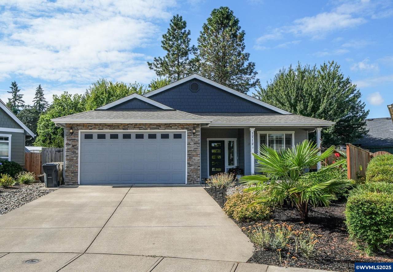 1712 25th Av - Photo 1