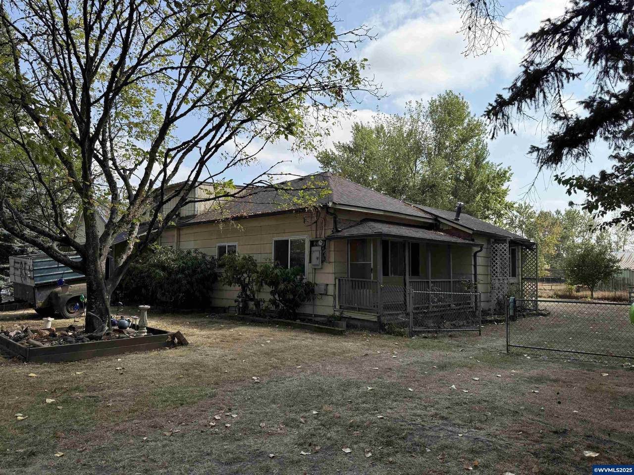 970 Lasalle St - Photo 1