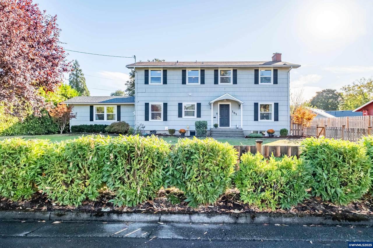 151 Cleveland St - Photo 1