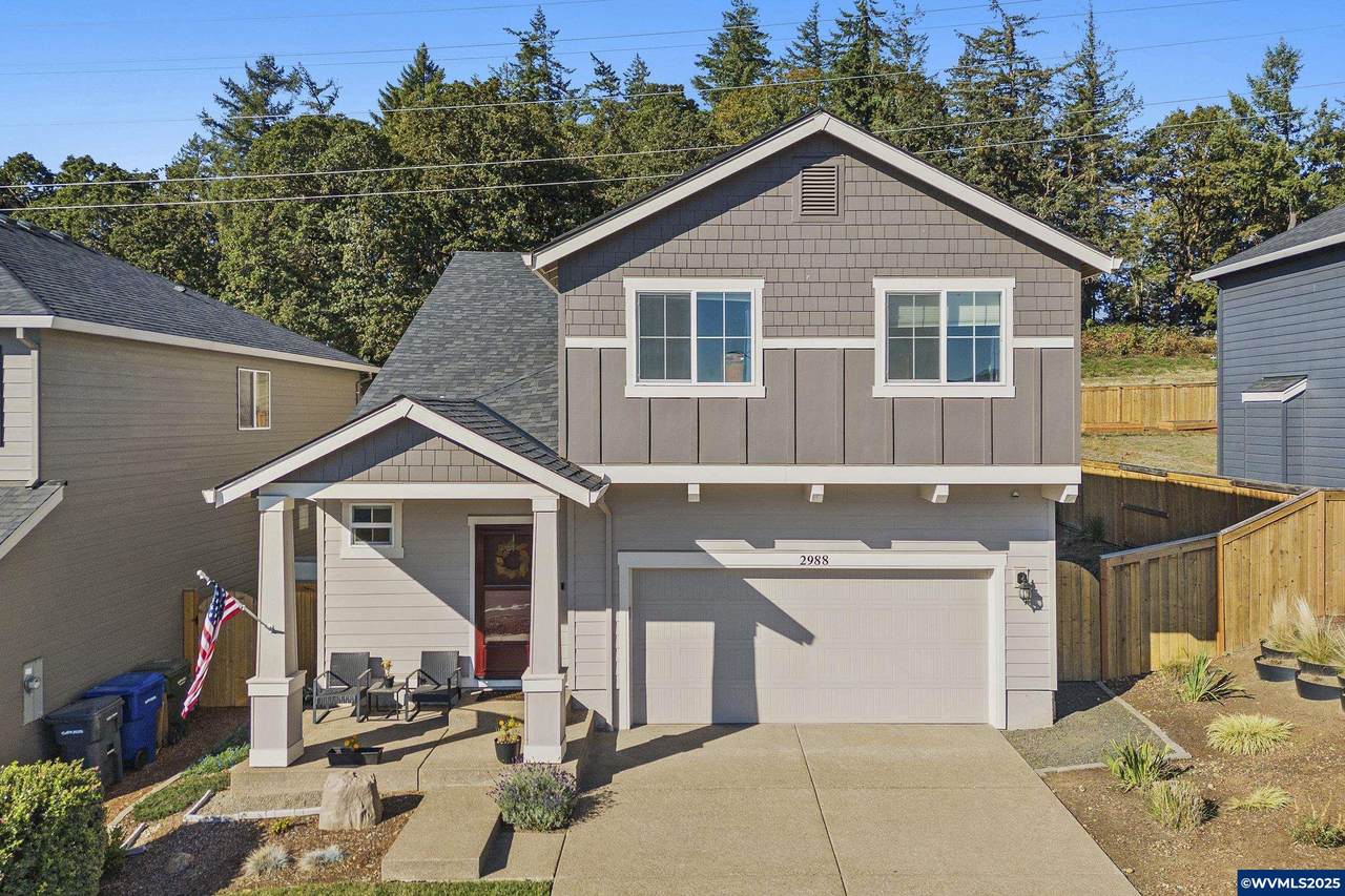 2988 Christina St - Photo 1