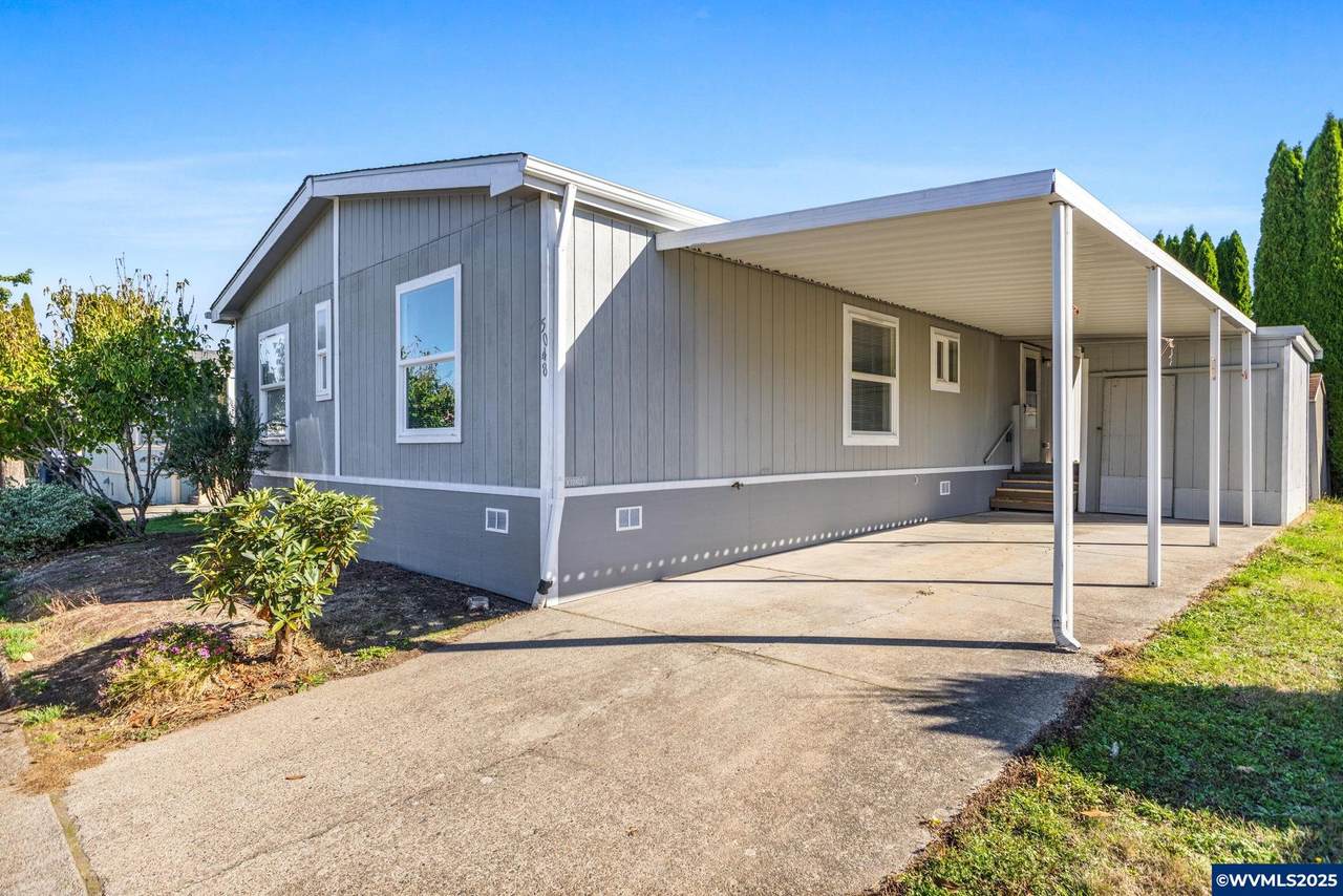 5048 Silver (#112) - Photo 1