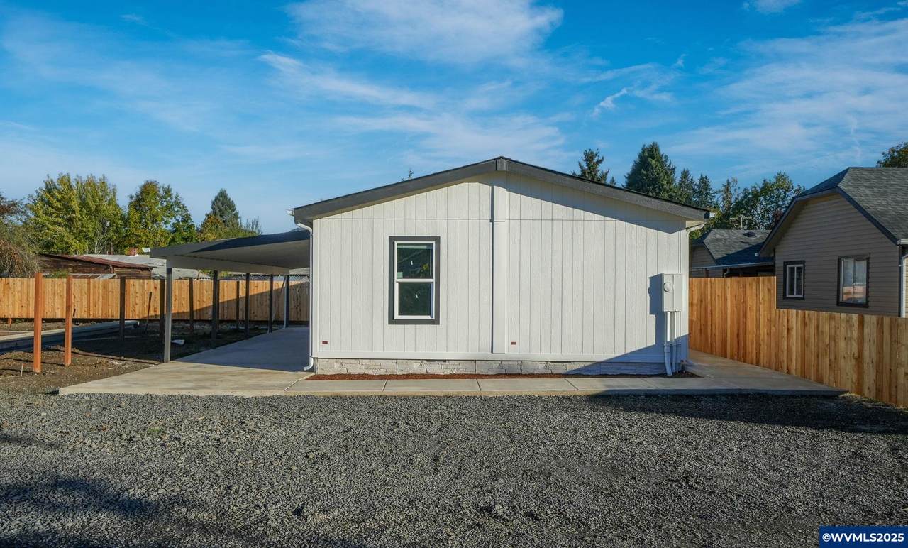 1228 47th Av - Photo 1