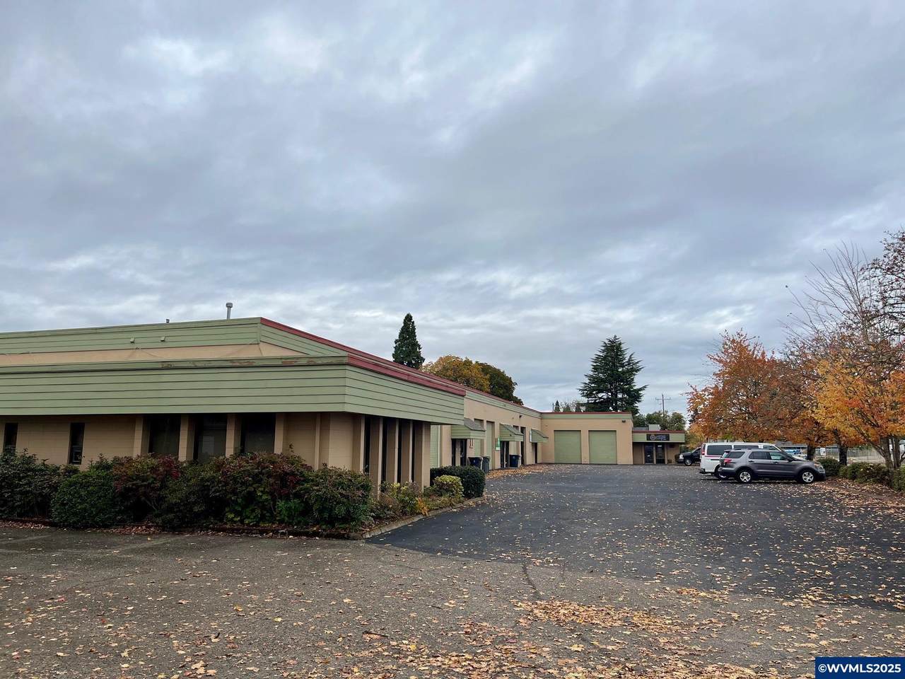 2300 Ferry - Photo 1