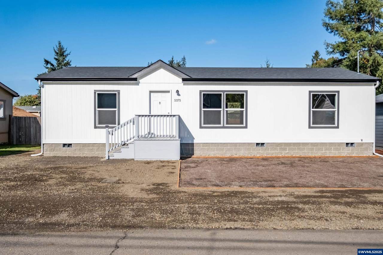 5375 Ash St - Photo 1