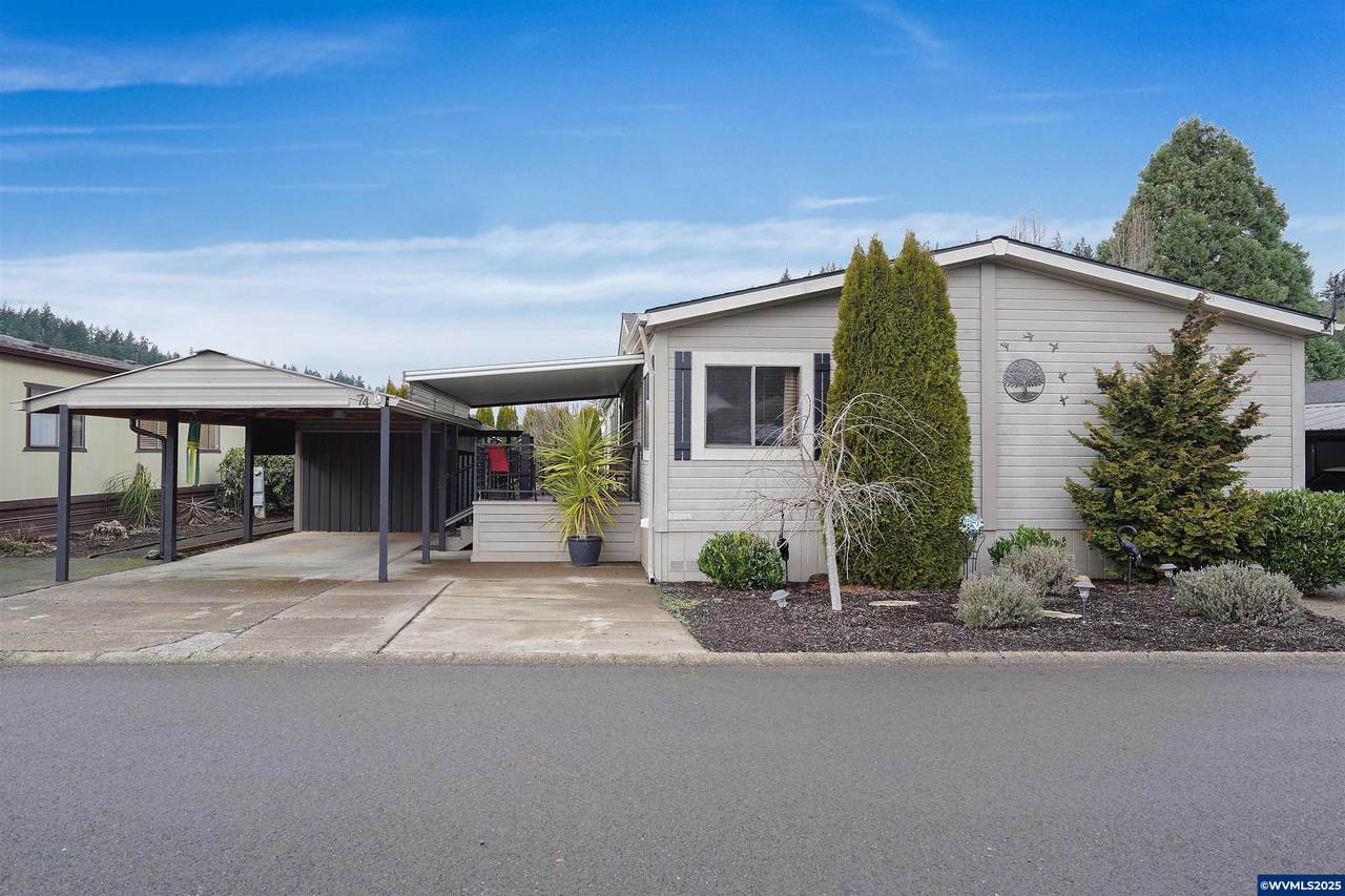 1307 Water - Photo 1