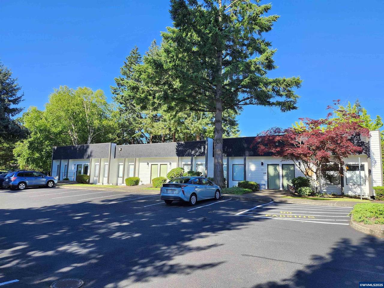 219 Madrona - Photo 1