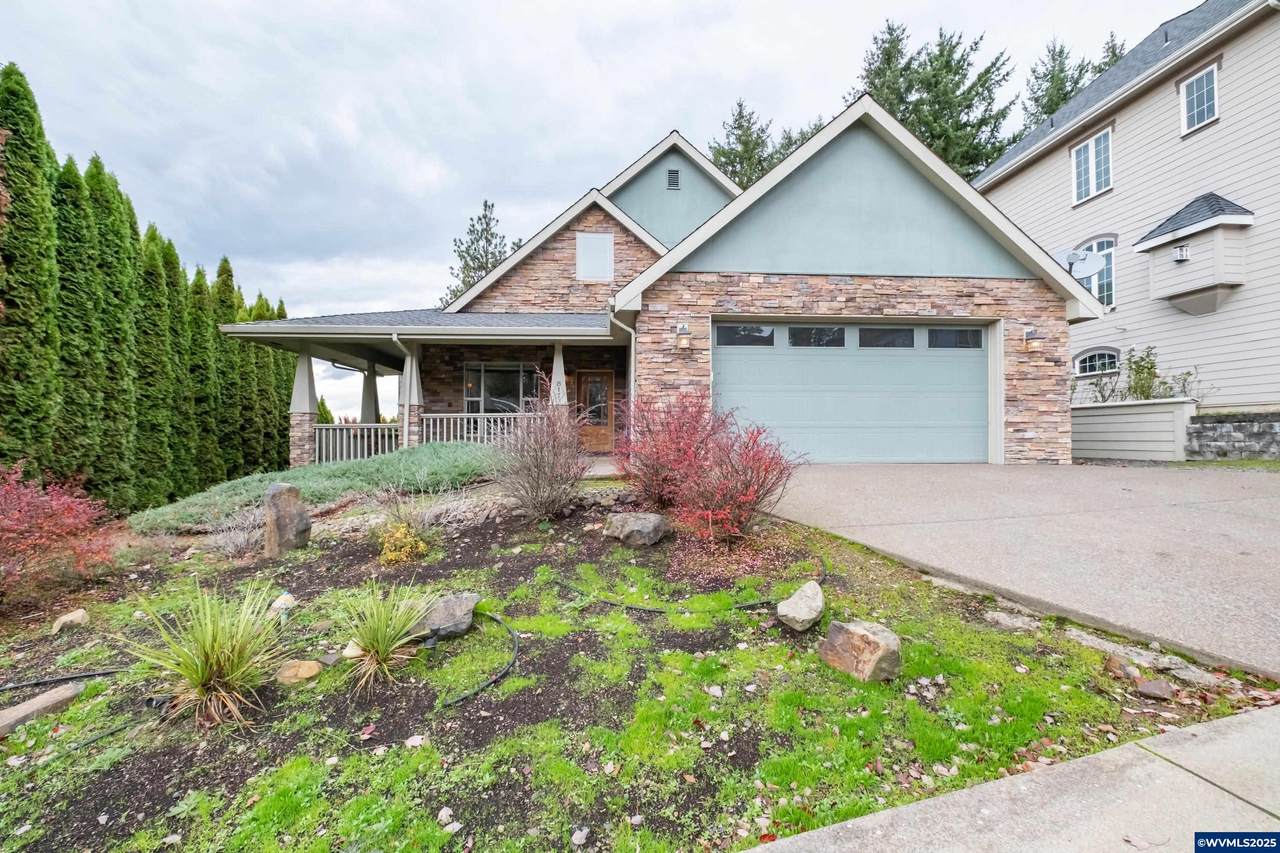 811 Northpoint Lp - Photo 1