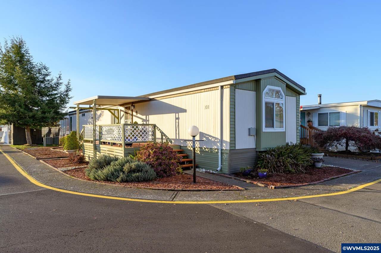 2902 2nd #108 - Photo 1