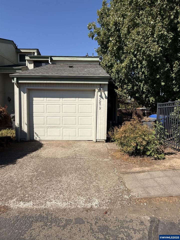 3879 Auburn Rd - Photo 1